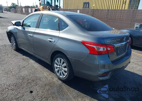 2017 Nissan Sentra S из США, поврежденный, VIN 3N1AB7AP4HY220197